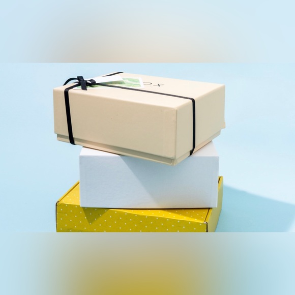 Shipping label - Picture 1 of 1